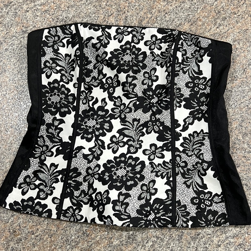White House Black Market Black and White Floral Bustier Top